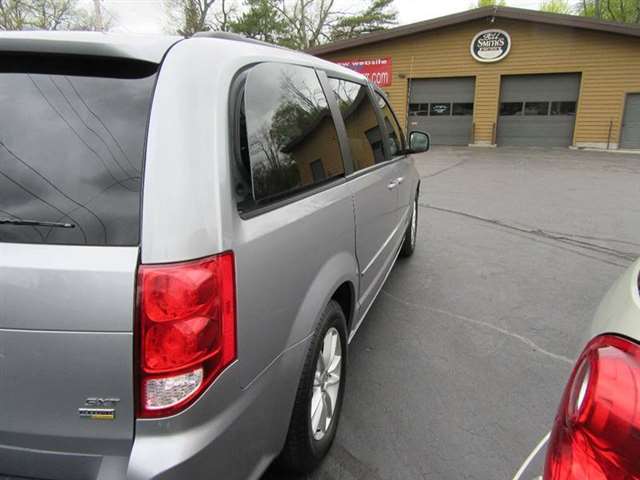 2016 Dodge Grand Caravan SXT Plus 4dr Mini-Van